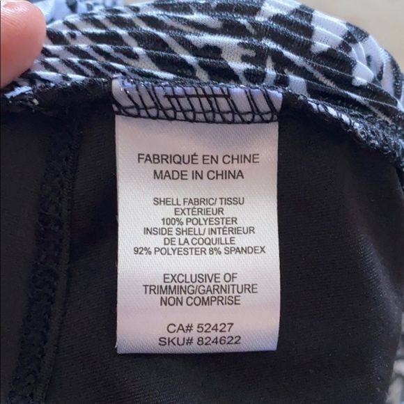 Classic Editions Women’s Twin Set Tee Shirt Black White Crinkle Stretch Sz S - Picture 9 of 9